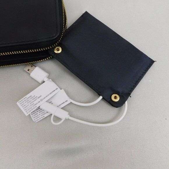 Smart Phone Charging Wristlet Wallet By Bead Landing - Black - Picture 2 of 11